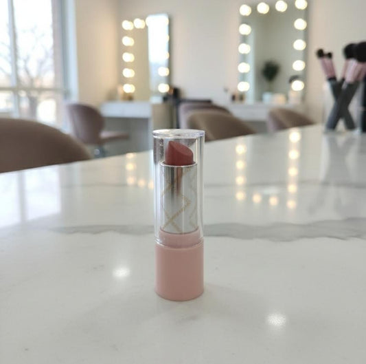 Nude Pink Soft Lipstick – Lightweight Formula with Crystal-Clear Cap