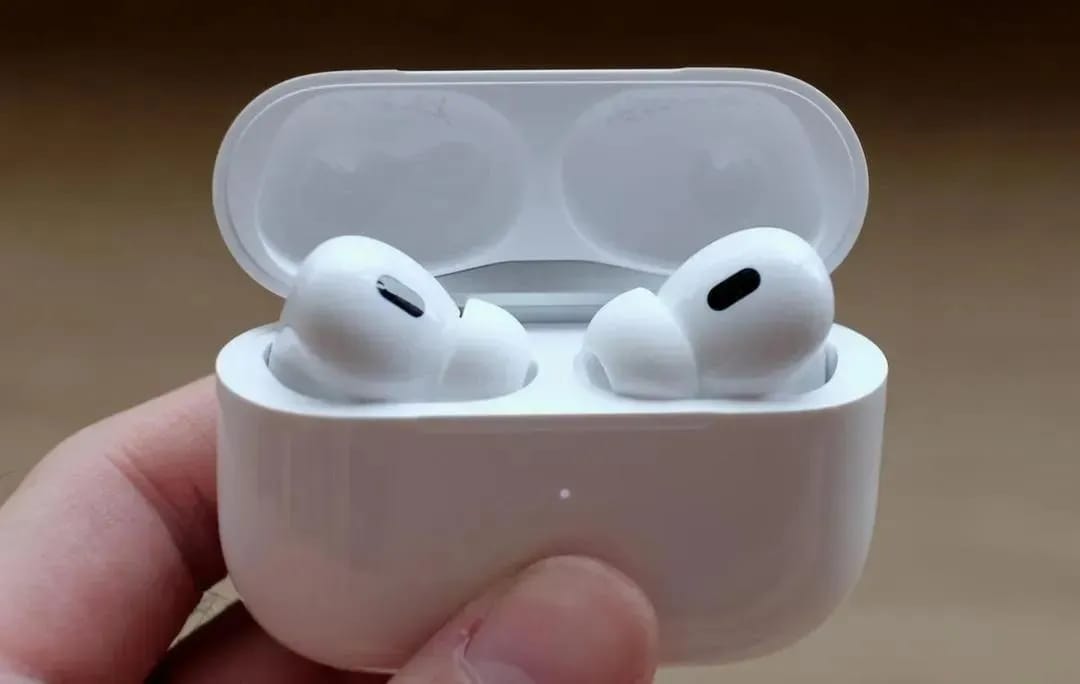 Airpods Pro 2 – Premium Sound with Smart Technology