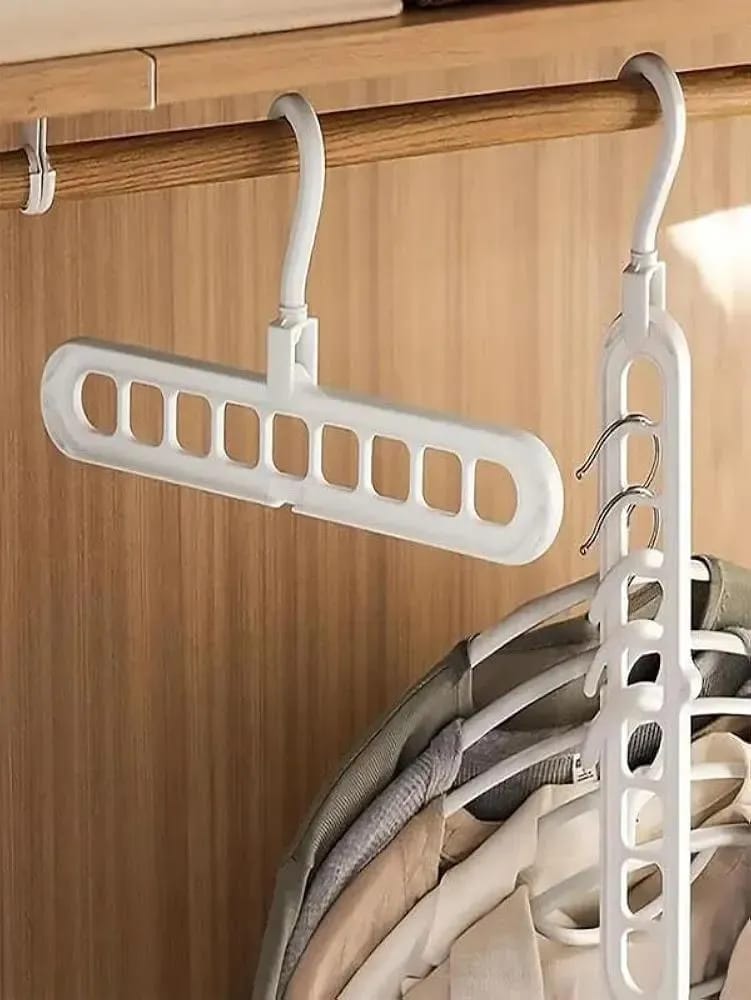 Hanger – Durable and Practical Clothes Organizer