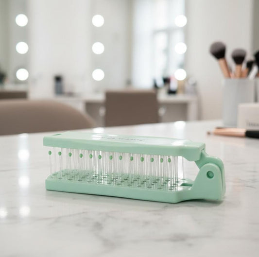 Aesthetic Mint Green Foldable Comb – Portable Hair Brush